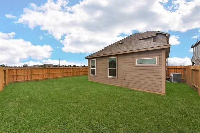 Building Photo - 2323 Honey Heights Ln