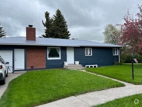 Building Photo - Midtown Three Bedroom Basement Space for R...