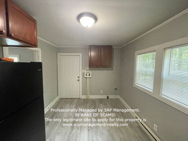 Building Photo - 3 Bedroom / 1 Bath home in Rock Hill, SC -...