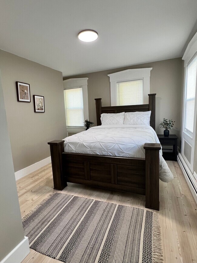 Building Photo - 94 Lincoln St