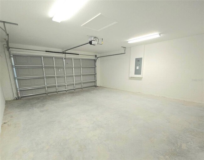 Building Photo - 237 Locust Pass Dr