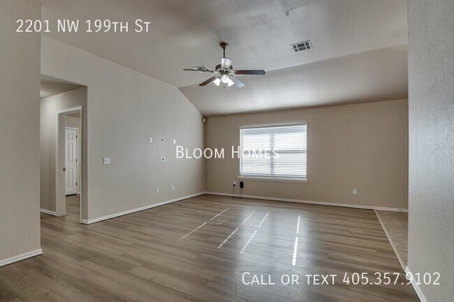 Building Photo - 2201 NW 199th St