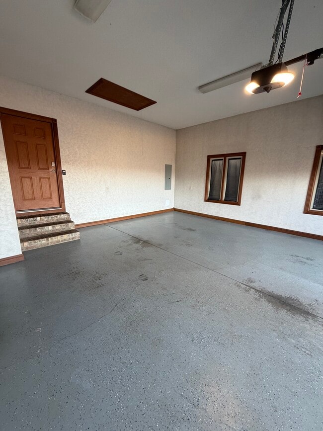 Building Photo - 119 Cochran Rd