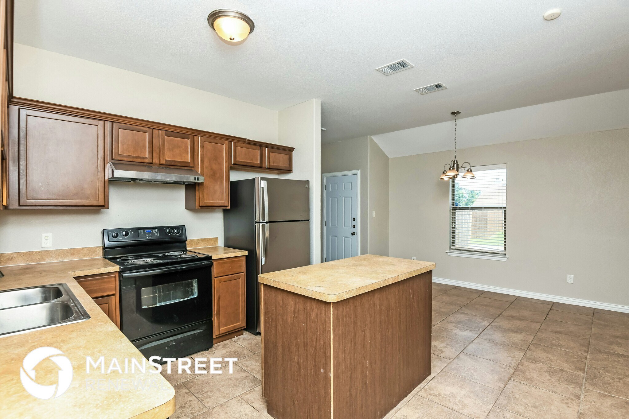 Building Photo - 8100 Raleigh Dr