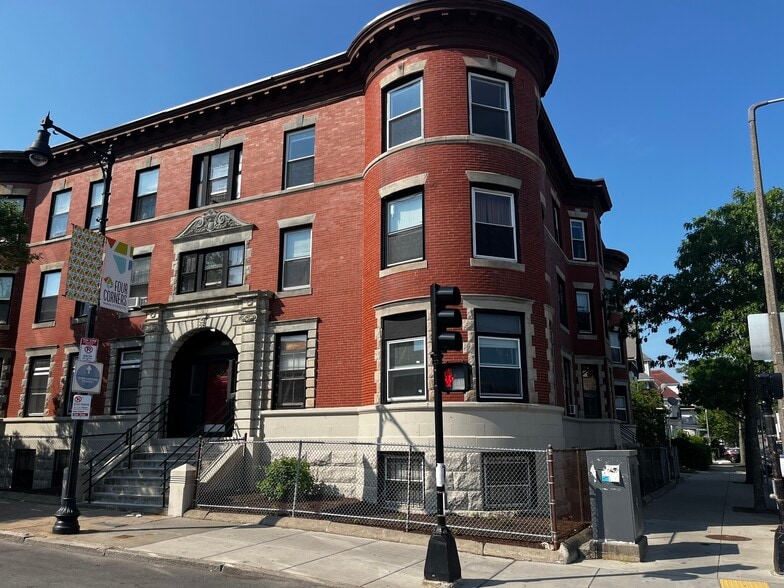 Primary Photo - 119 Washington St