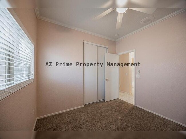 Building Photo - 3864 S Emery Cir