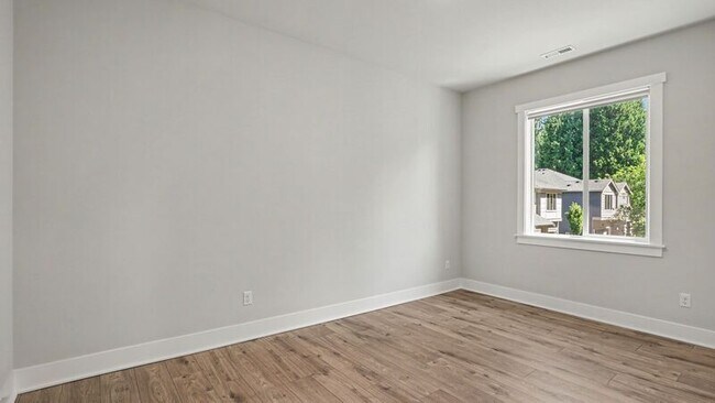 Building Photo - 7226 NE 129th St