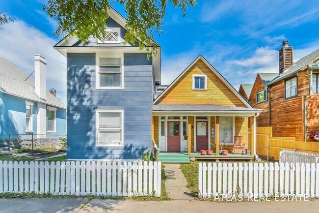 Primary Photo - 219 Jackson St
