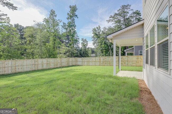 Building Photo - 320 Caledonia Ct