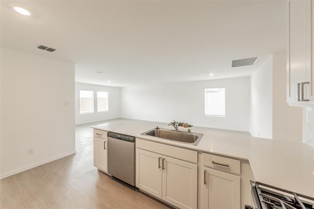 Building Photo - 3013 Tooley Dr