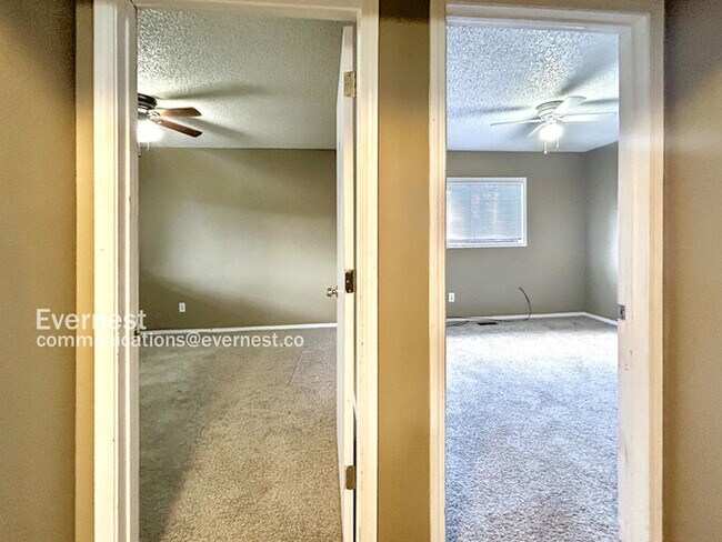 Building Photo - 1185 Mazatlan Cir