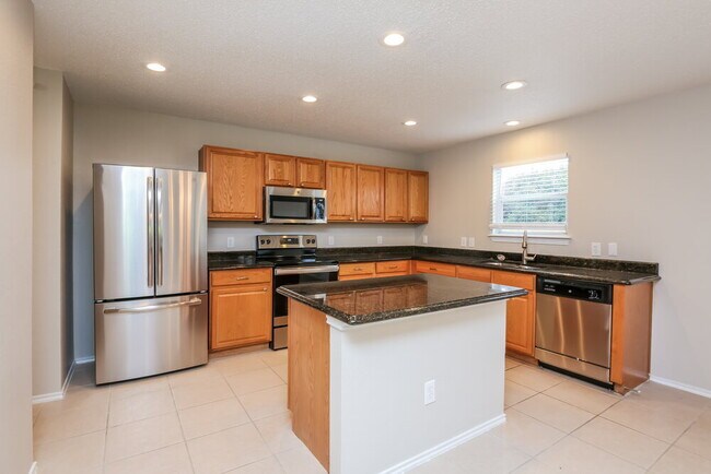 Building Photo - 13856 Sonterra Ranch Rd