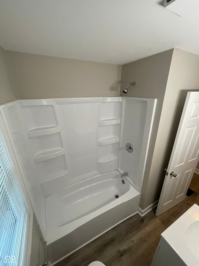 Building Photo - 41 Rosemere Ave