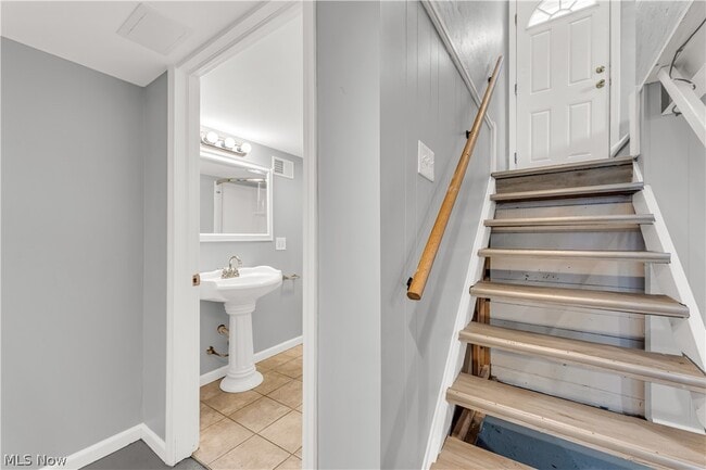 Building Photo - 20751 Goller Ave