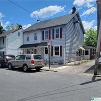 Building Photo - 132 W Chew St