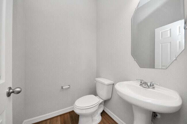 Building Photo - 2968 Golden Dust Dr