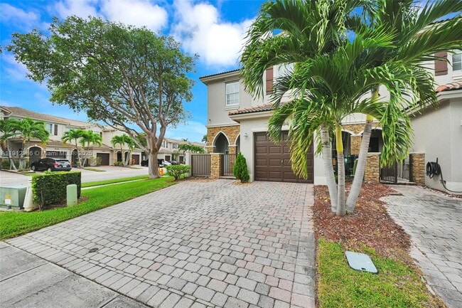 Building Photo - 22264 SW 93rd Ct