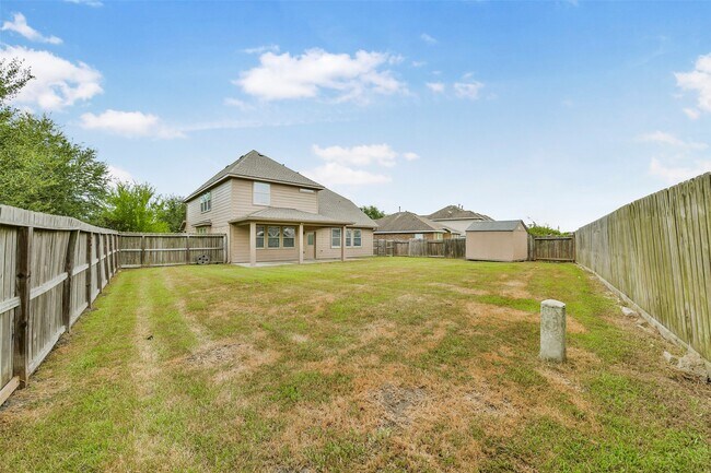 Building Photo - 5002 Creekside Ave