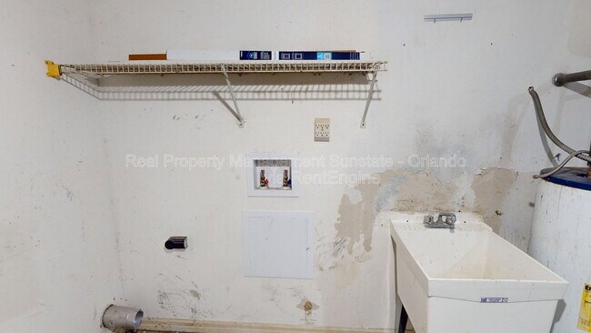 Building Photo - 1740 Whipple Dr