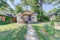 Building Photo - 1 Bedroom house in University City!