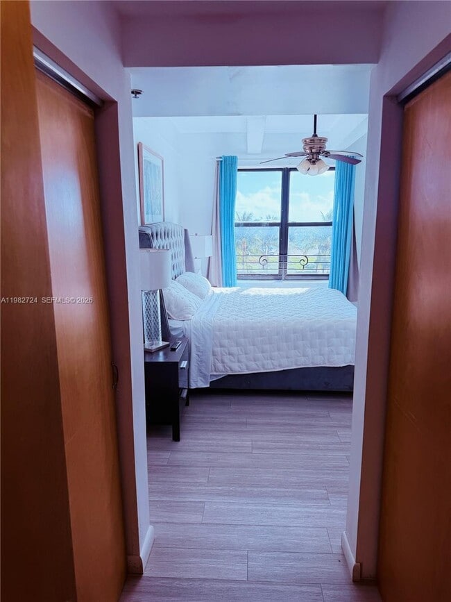 Building Photo - 1330 Ocean Dr