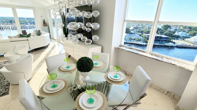 Building Photo - 511 Bayshore Dr