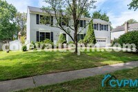 Building Photo - 15952 Alameda Dr