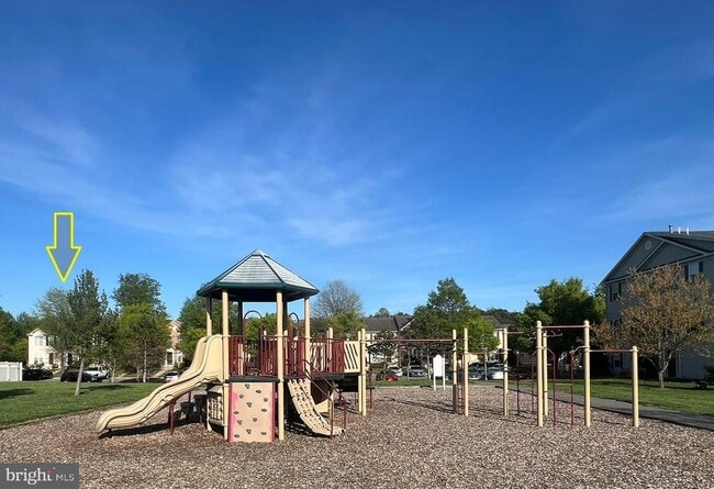 Building Photo - 2579 Blue Water Blvd