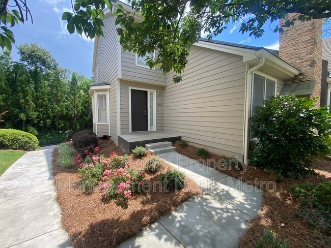 Primary Photo - 1406 Defoors Dr NW