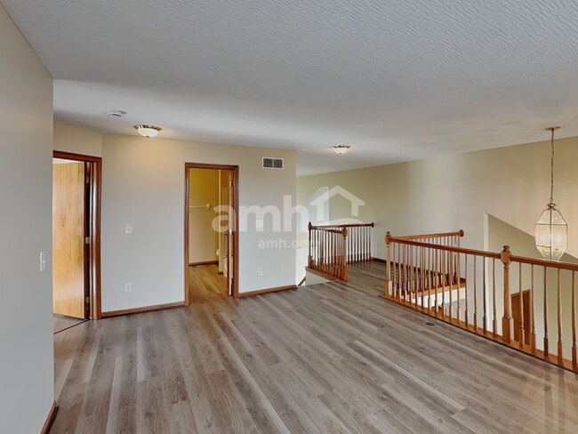 Building Photo - 160 Whittington Pl