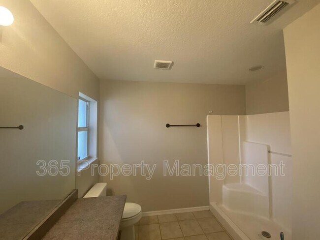 Building Photo - 3928 Champagne Ave