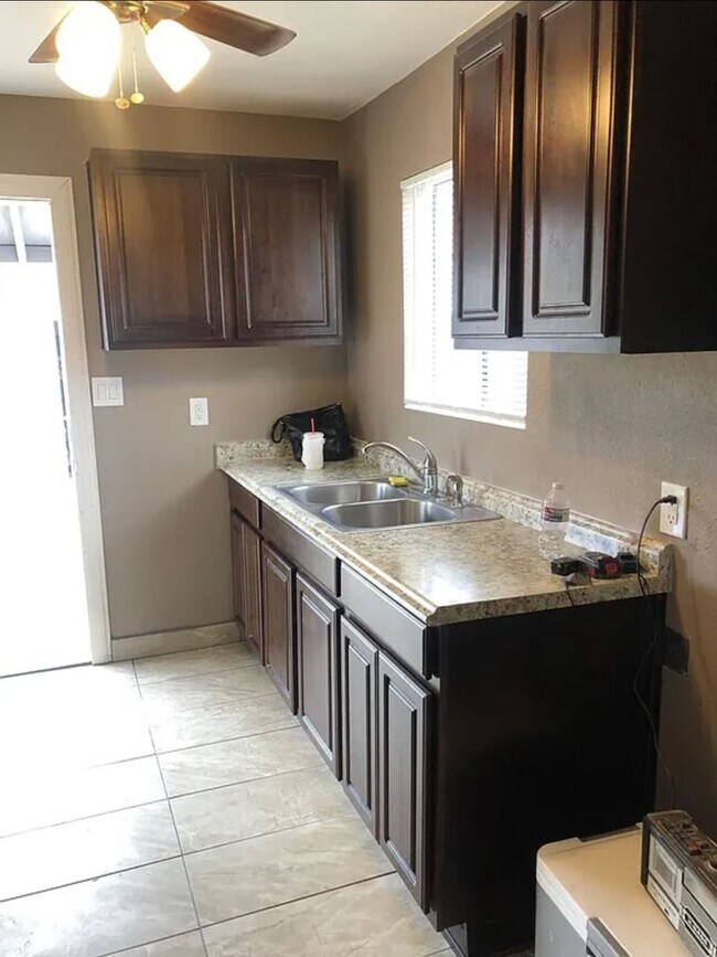 Building Photo - Coming Soon!