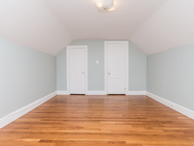 Building Photo - 36 Bonad Rd