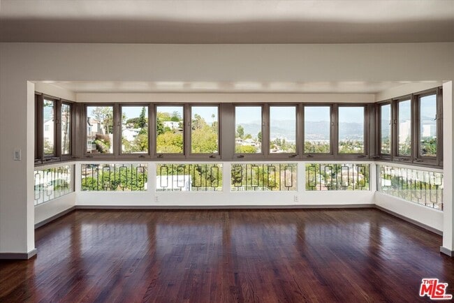 Building Photo - 2051 Kenilworth Ave