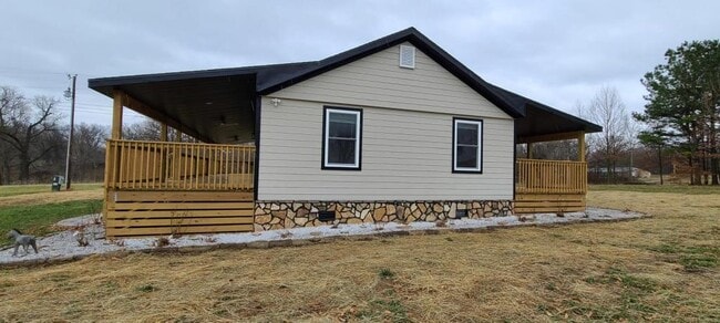 Building Photo - 8780 E Brown Rd