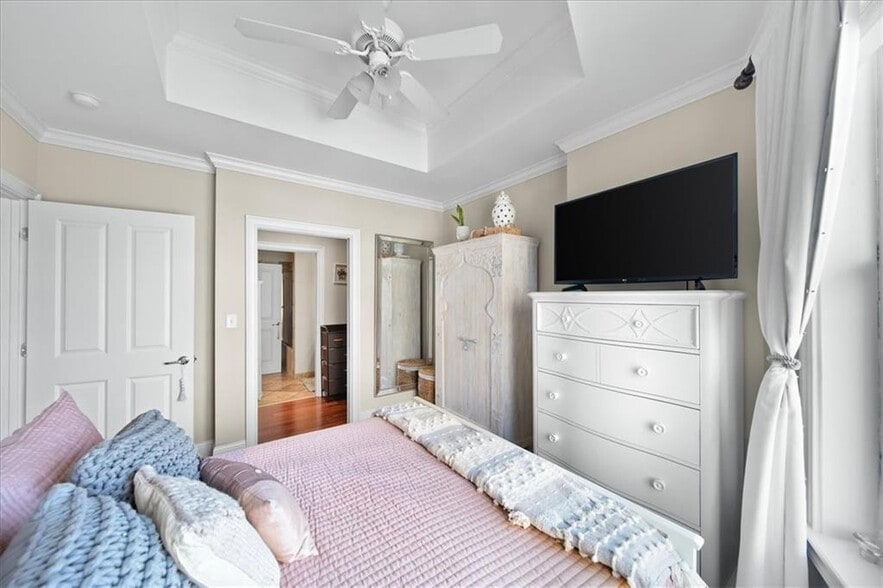 Building Photo - 2277 Peachtree Rd NE