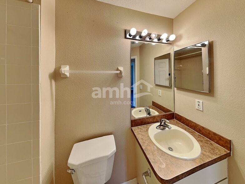 Building Photo - 5334 New Savannah Cir