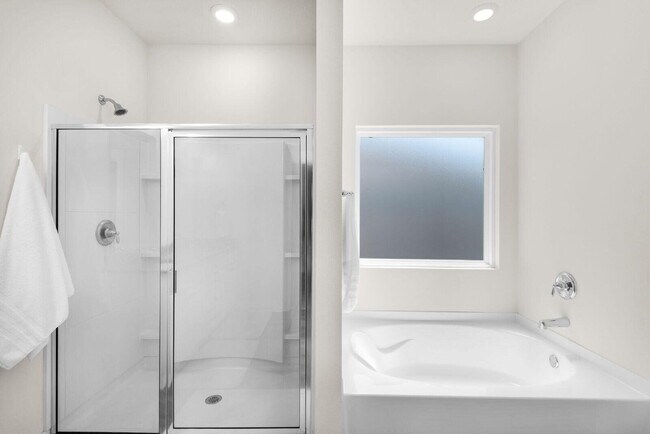 Building Photo - 6539 Forest Bay Ave