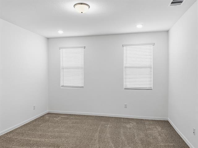 Building Photo - 721 Kerrville Ln