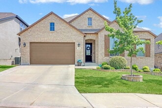 Building Photo - ASK ABOUT FREE APPLICATION FEES THROUGH AUGUST!

"Spacious 4-Bedroom Haven with 3 Full Baths in S...