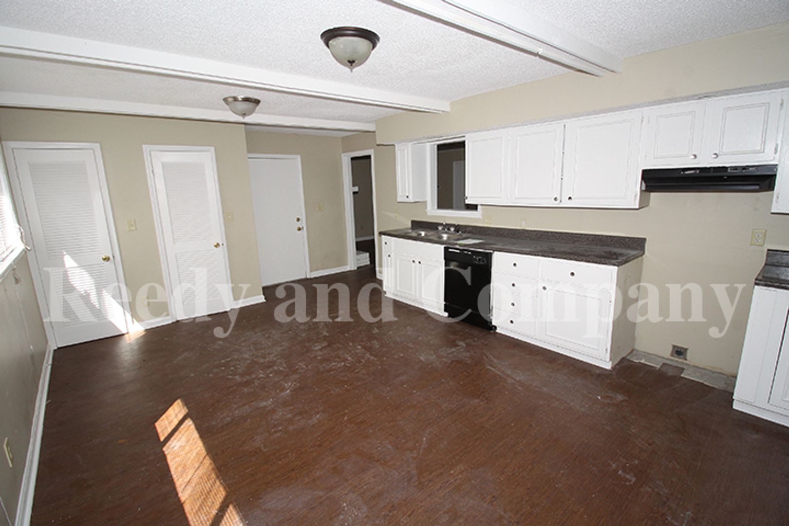 Building Photo - 4157 Navaho Ave