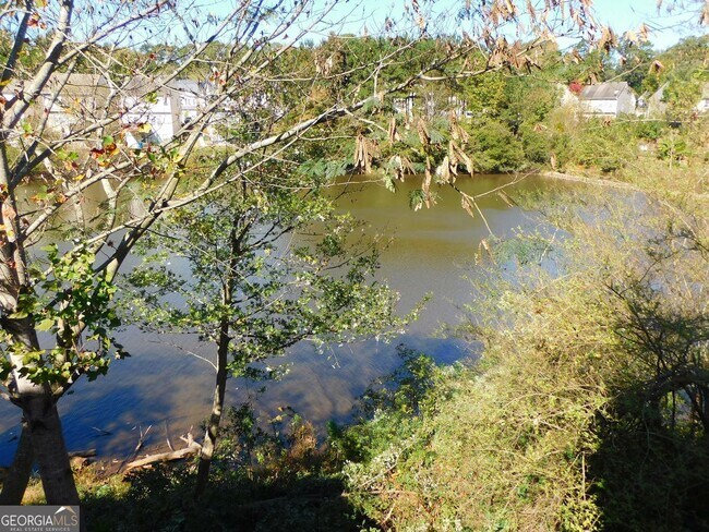 Building Photo - 566 Pond Lillies Rd SE