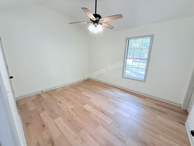 Building Photo - 3BR/3BA For Rent Short Term