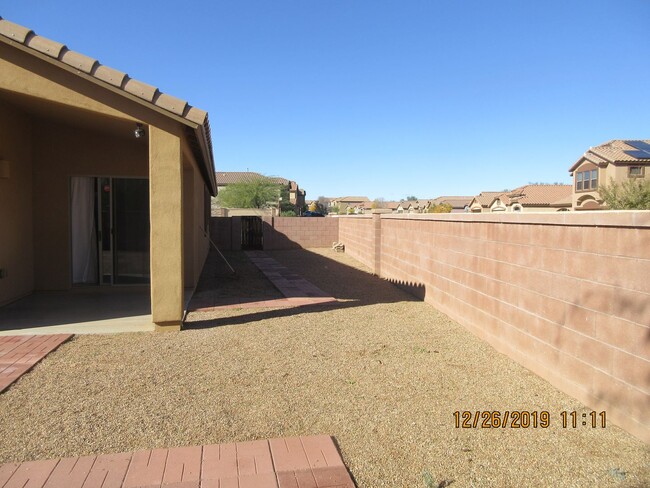 Building Photo - Rancho Sahuarita beautiful home
