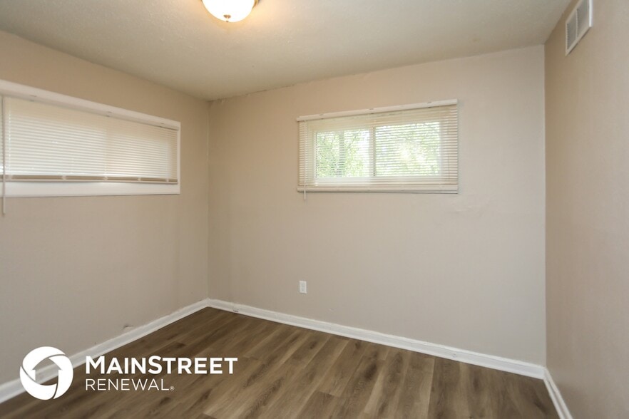 Building Photo - 7318 Brooklyn Ave