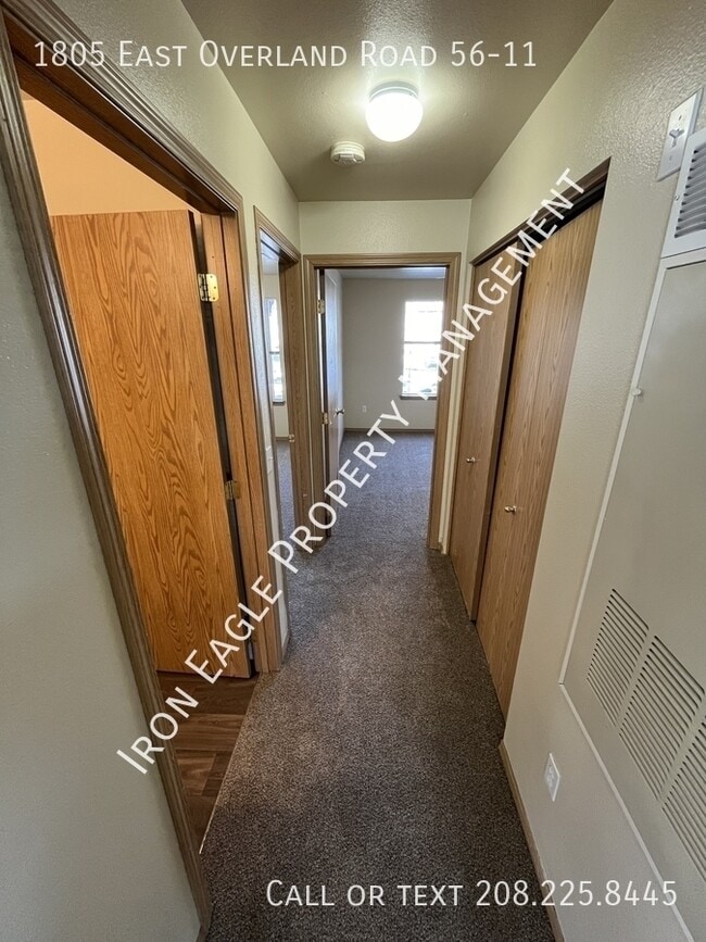 Building Photo - 1805 E Overland Rd