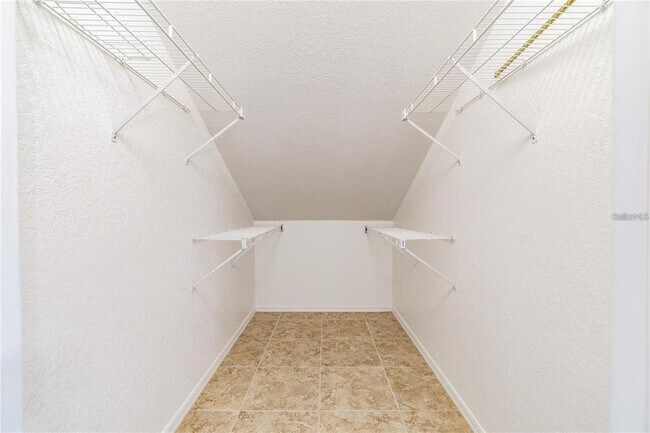 Building Photo - 9558 Tara Cay Ct
