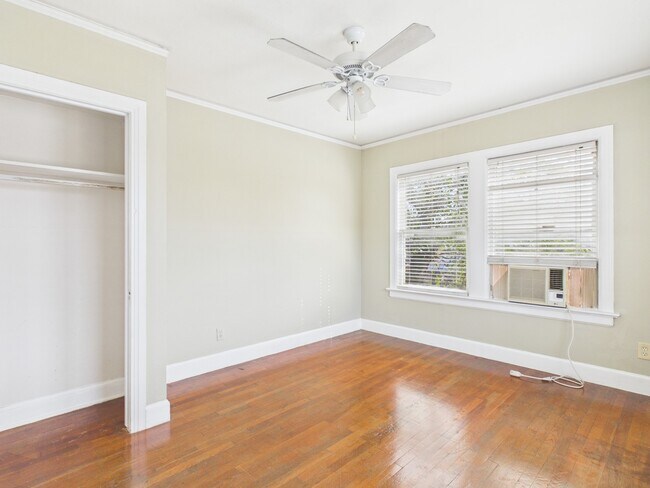 Building Photo - 1920 Richmond Ave.