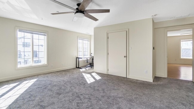 Building Photo - 148 Main St