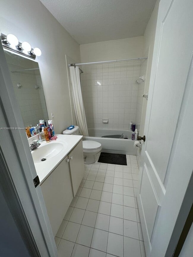 Building Photo - 4723 SW 163rd Pl